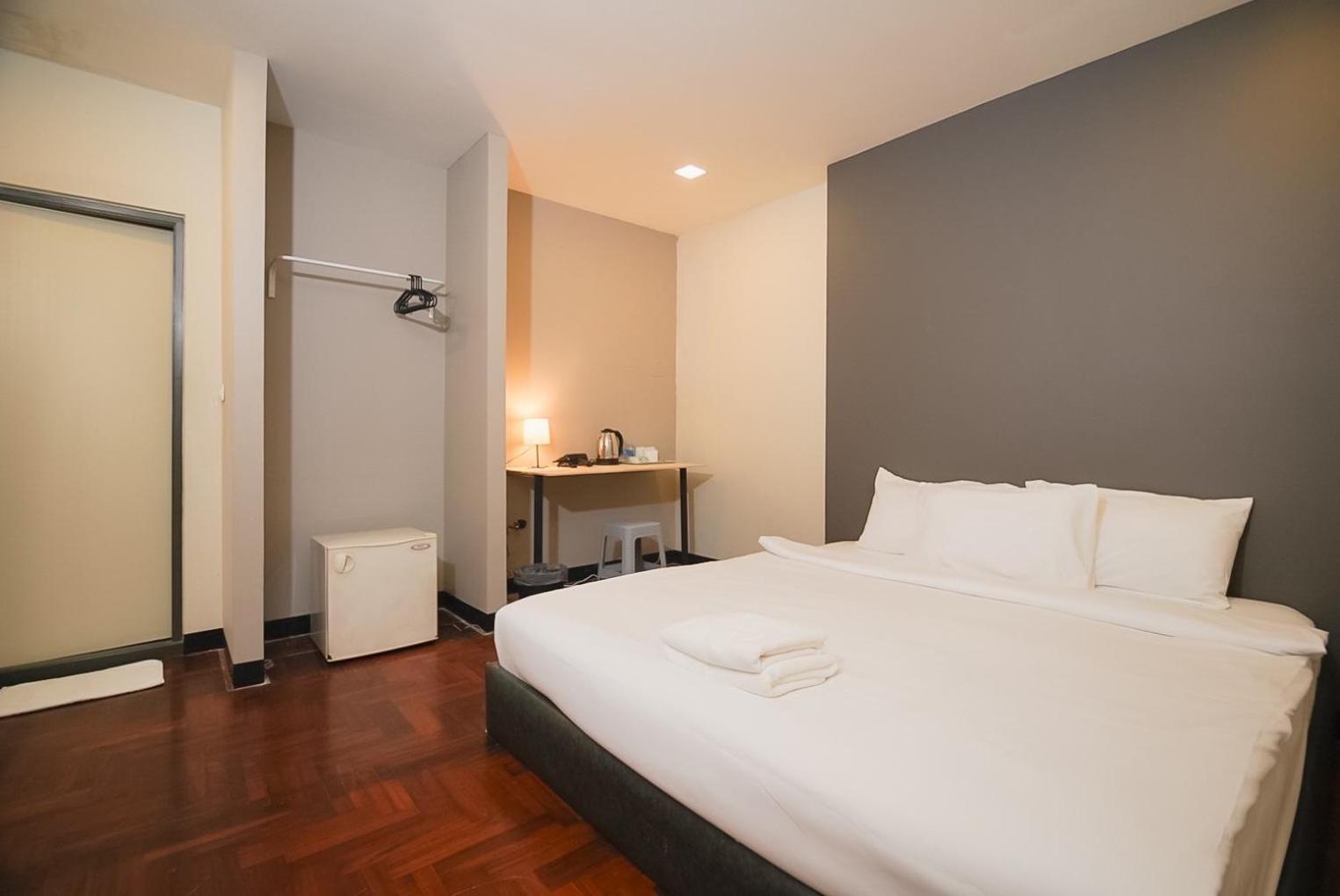 Go Inn Silom - Bts Saint Louis Bangkok Exterior foto